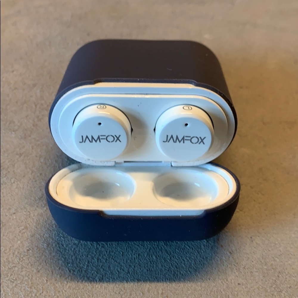 Jamfox Earbits- Bluetooth 5.0 True Wireless.